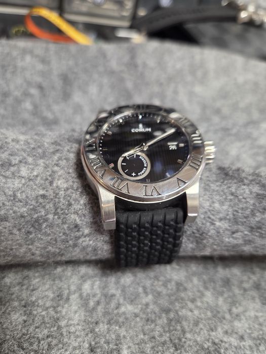 Zegarek Corum Romvlvs