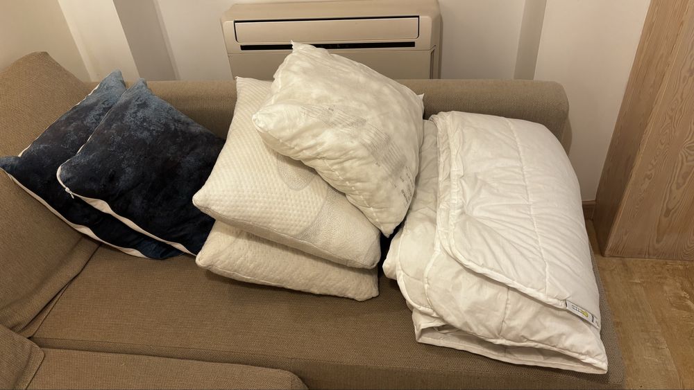 Almofadas quadradas, almofadas de dormir e edredon Ikea