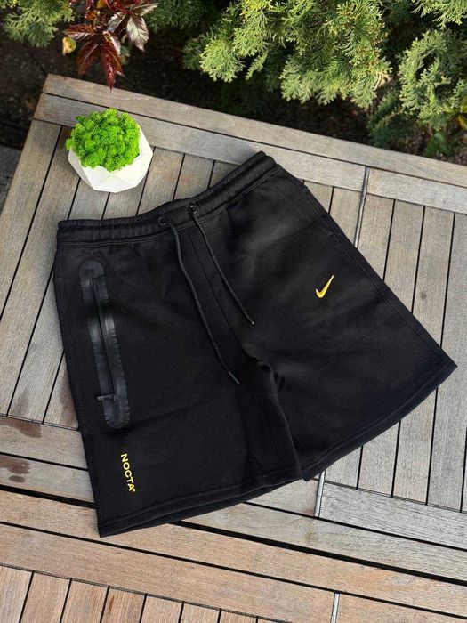 Чоловічі шорти Nike Nocta. Чудовий вибір на весну / літо