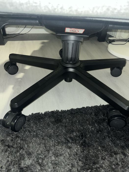 Cadeira Noblechairs HERO TX