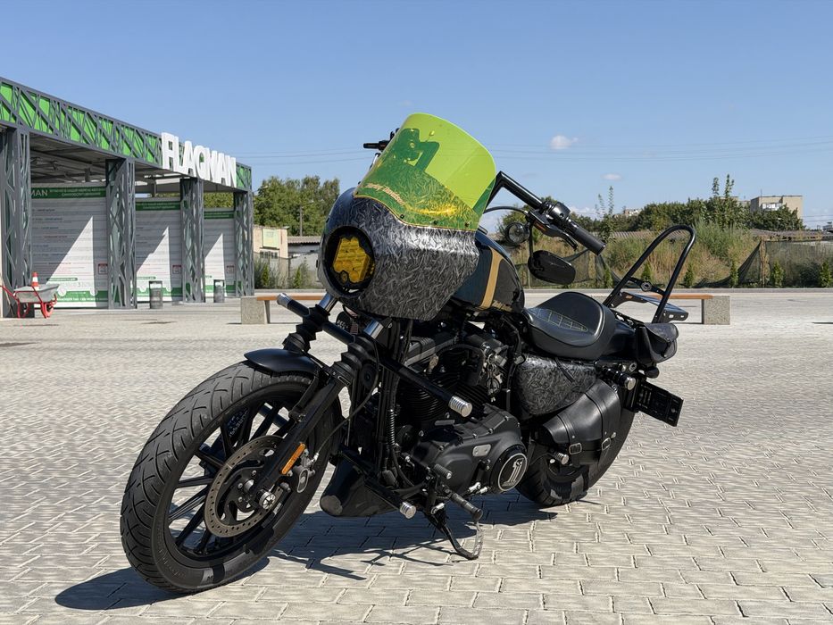 Harley-Davidson (Sportster) iron 883N/1200 Custom