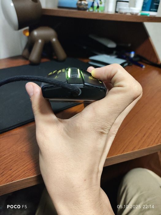 Ігрова мишка roccat burst pro