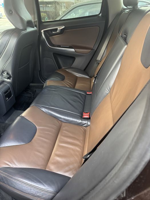 Продам Volvo XC60