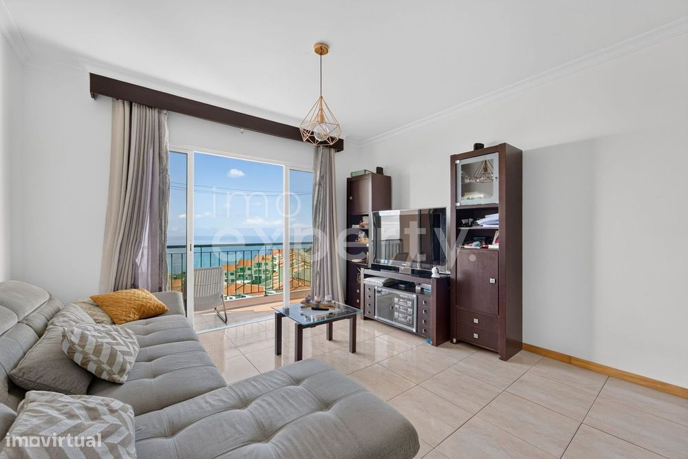Apartamento T2 no Caniço, Madeira