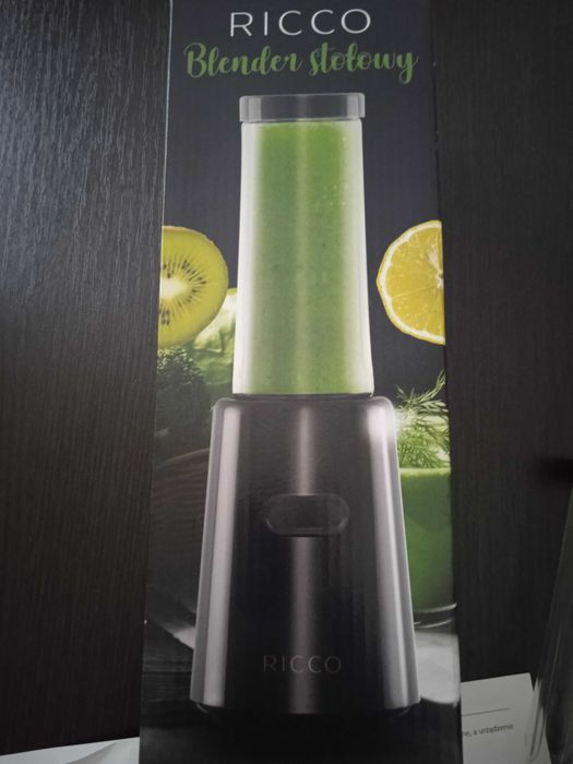 Blender stołowy Ricco, model BL1088-GS, 150 W, nieużywany