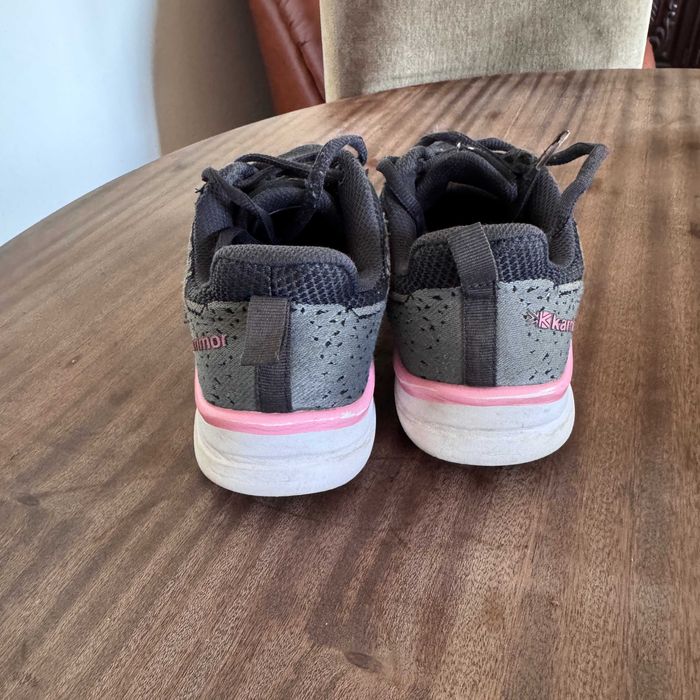 Sapatilha Preta e Rosa