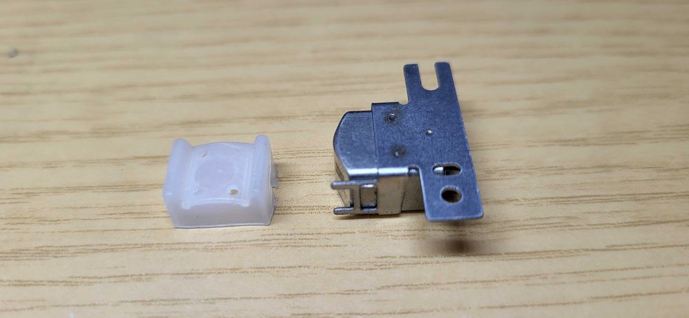 Głowica stożkowa do magnetofonu kasetowego DYNY62