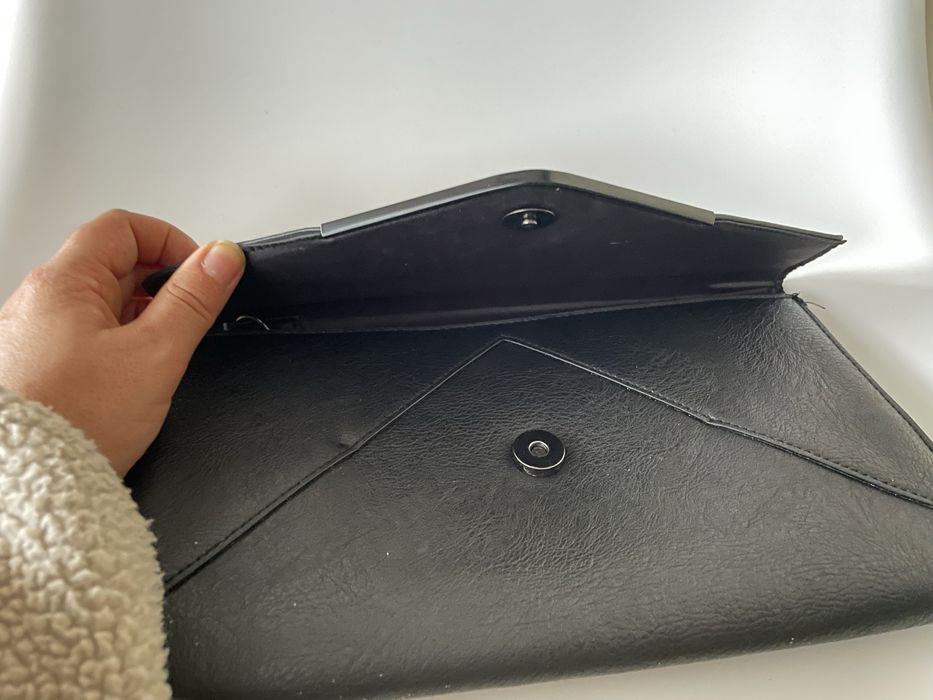 Clutch Preta Estilo Envelope