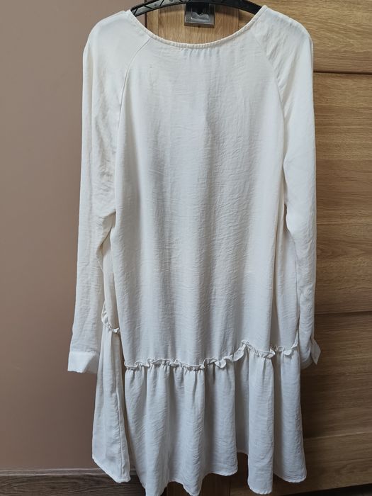 Sukienka z falbaną (tunika koszulowa), r. 36