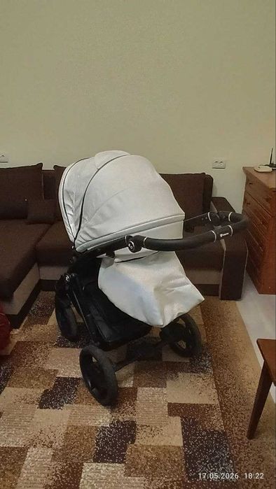 Продам коляску 2в1