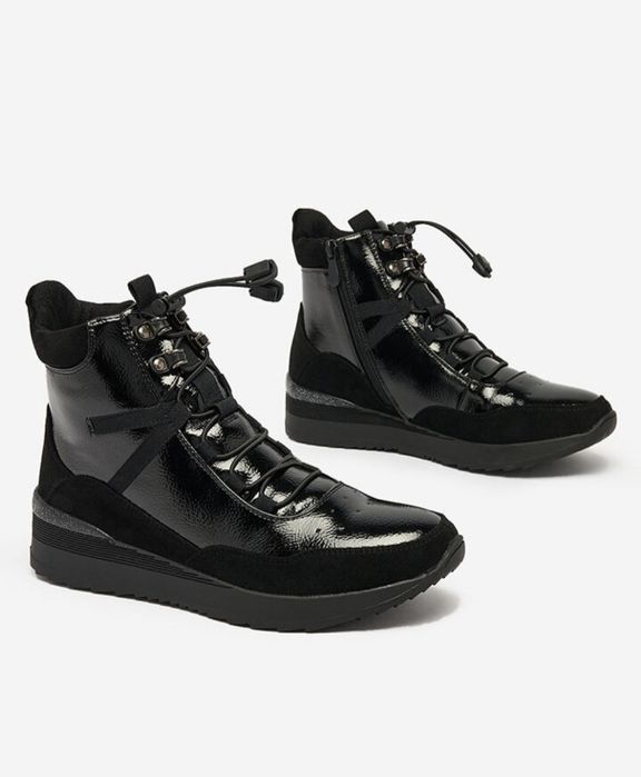 Черевики з делікатним утепленням