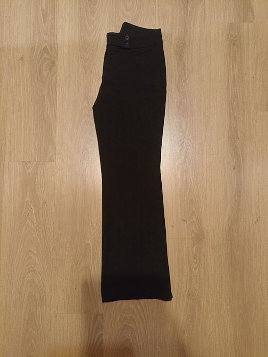 Віддам джинси, брюки