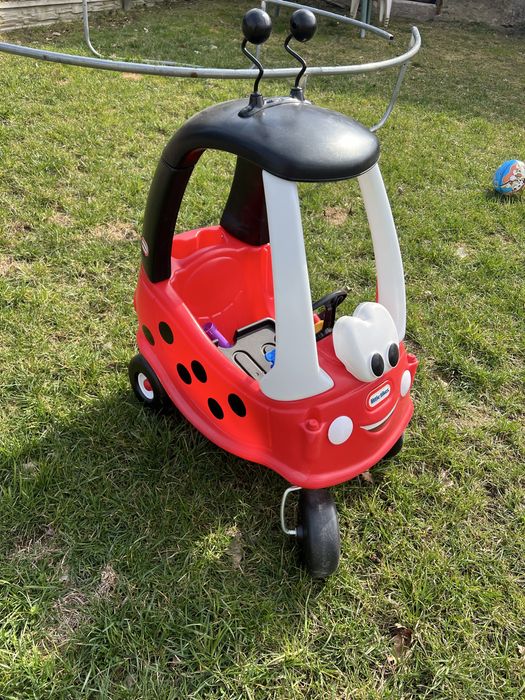 Samochod autko COZY COUPE jezdzik Biedronka Little Tikies