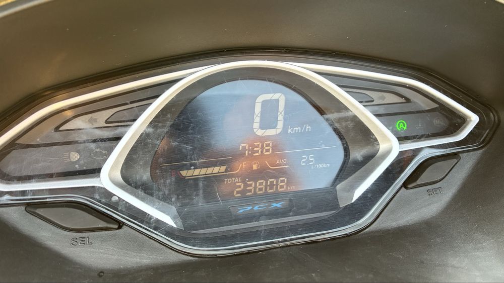 Honda PCX 125 + topcase