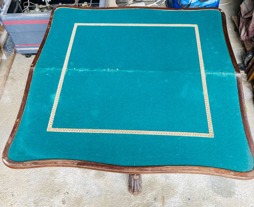 Mesa de jogo para restauro