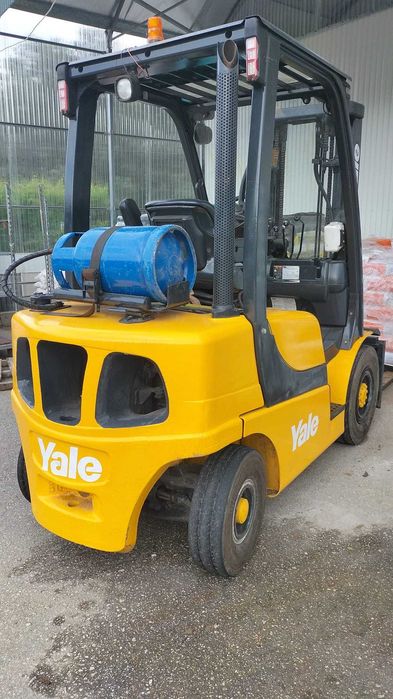 Empilhador gás hyster 2500kgs / 2730 horas / ANO 2016