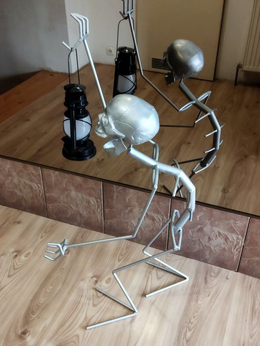 Lampa lampka ludzik kościotrup