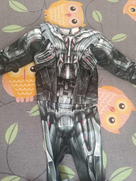 Strój robota Marvel Avengers rozmiar 110/116