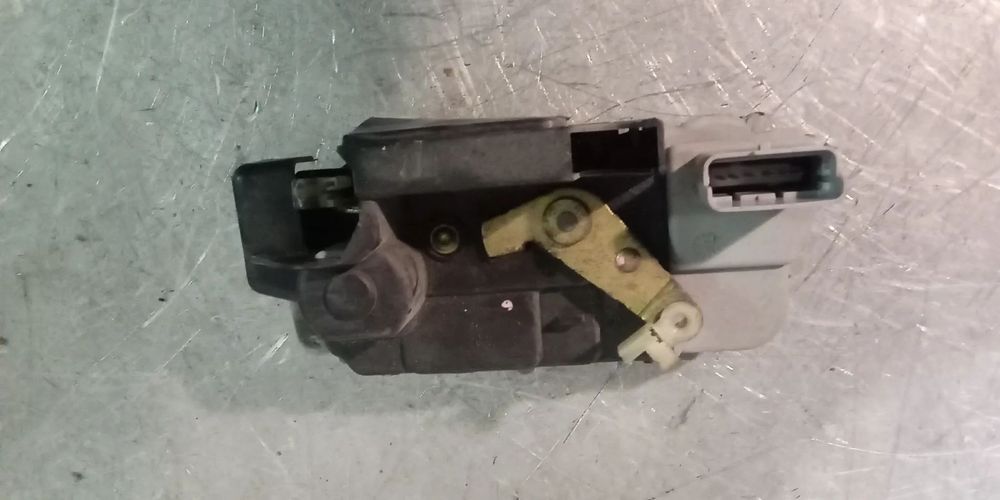 FECHO DE PORTA CITROEN C5 01-08