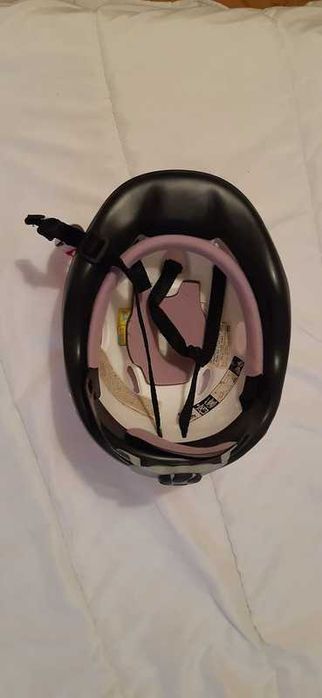 (Novo) Capacete Rosa da Decathlon para criança