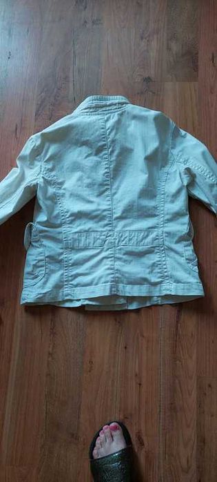 Biała kurtka jeansowa rozm. S