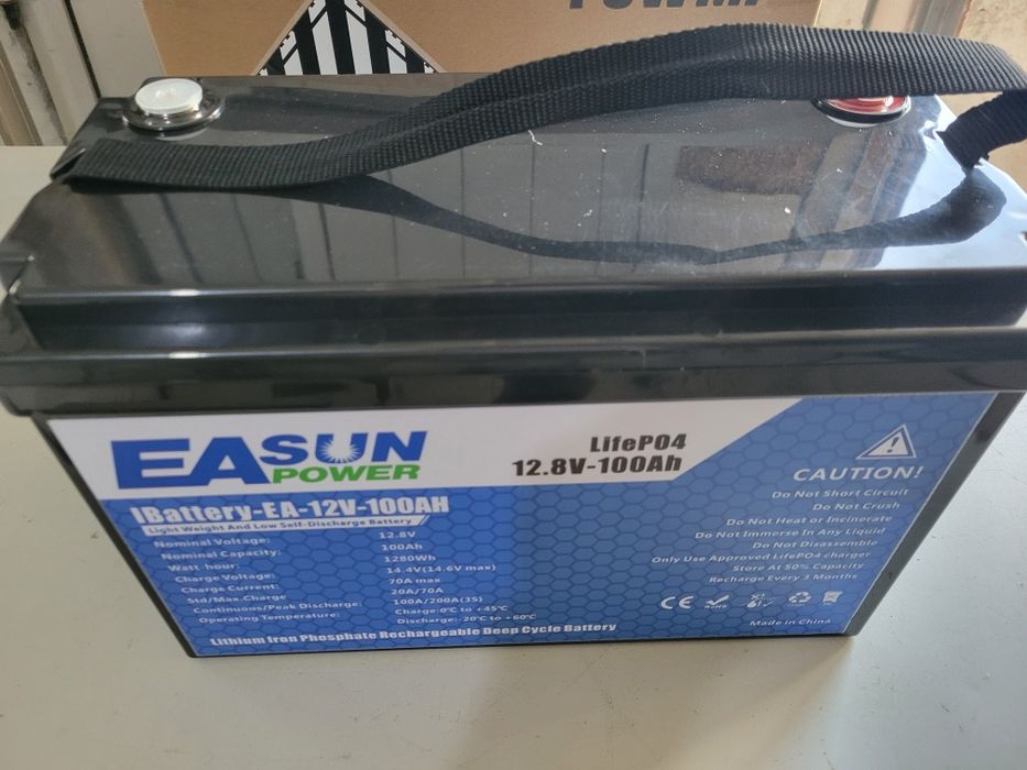 Bateria lifepo4 12 100Ah.