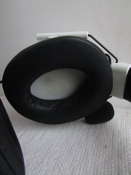 Наушники Razer Black Shark V2 x White