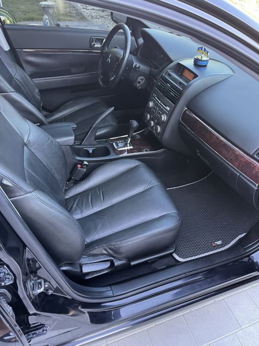 Mitsubishi Galant 2009