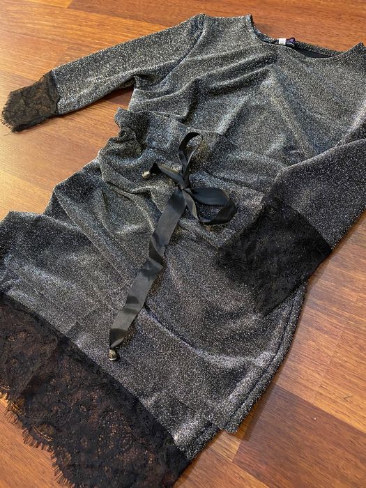 Платье серебристого цвета