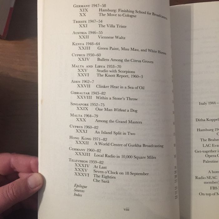 40 Years of Microphone and a Frequency - Doreen Taylor - 1a edição