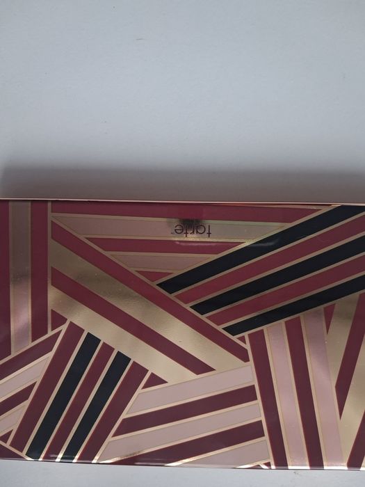 Tarte piękna paleta cieni do powiek