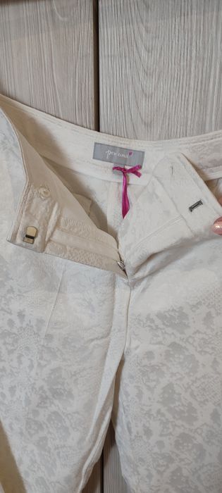 Костюм брючный женский