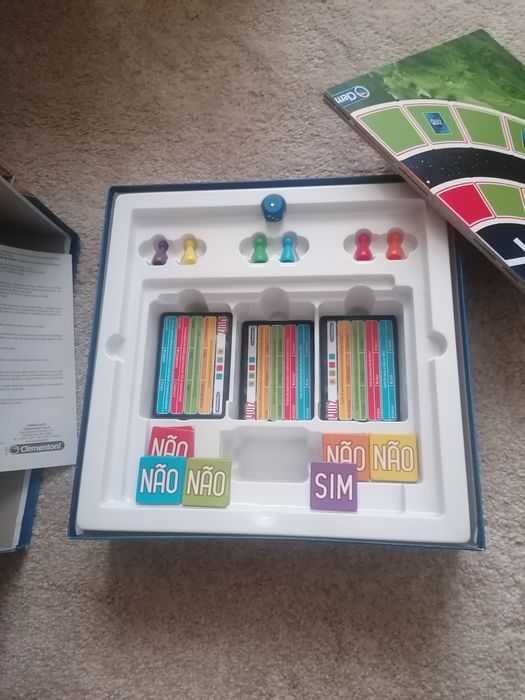 Jogo de Tabuleiro Quiz - Clementoni