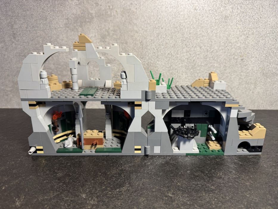 LEGO 9472 Hobbit Lord of the Rings Attack on Weathertop