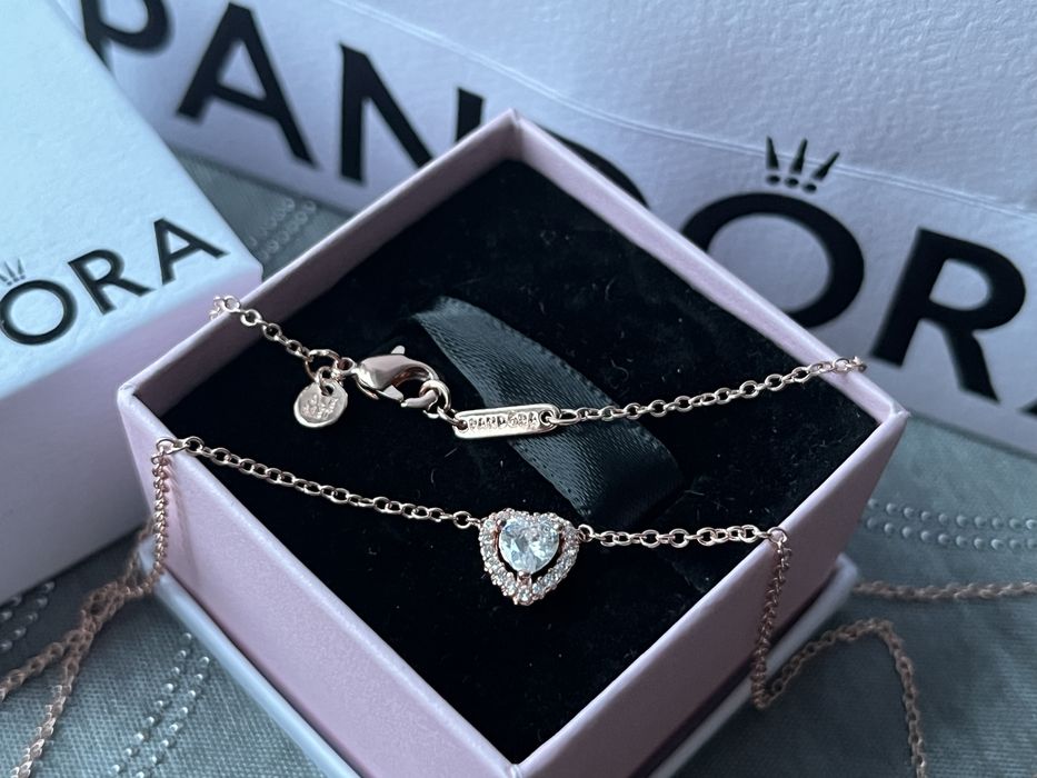 Pandora ALE Met naszyjnik łańcuszek złoty z zawieszką serce cyrkonie