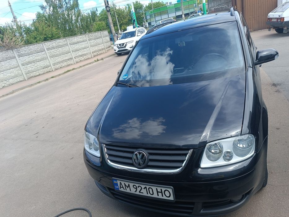 Volkswagen Touran