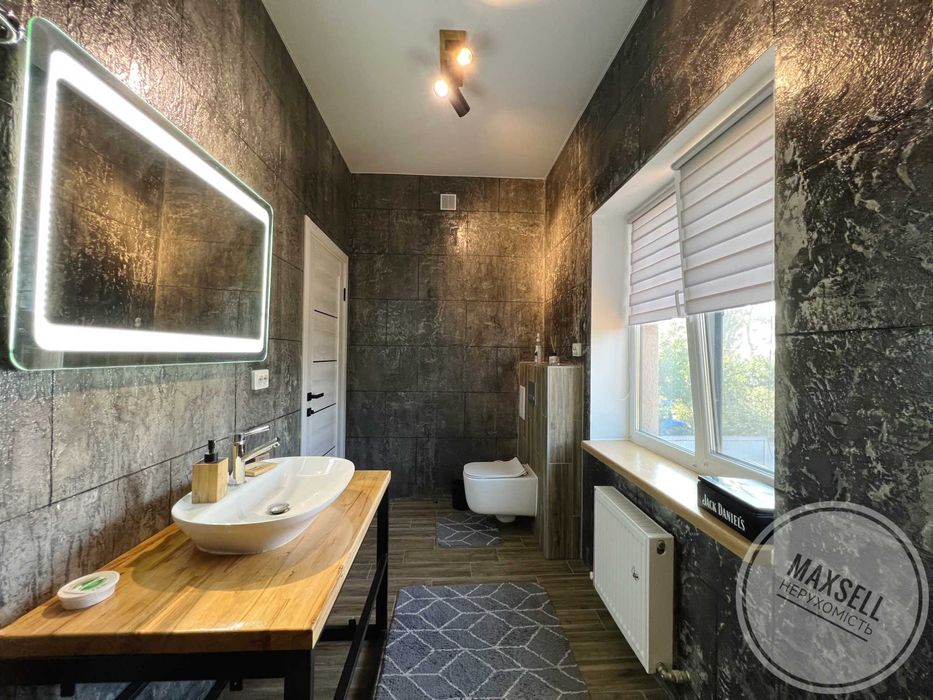 Продам чудовий будинок з новим сучасним ремонтом (єОселя)