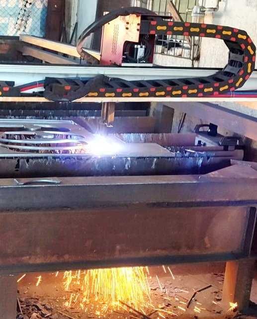 Вальцювання (вальцовка) металу.  Плазмове різання ЧПУ.