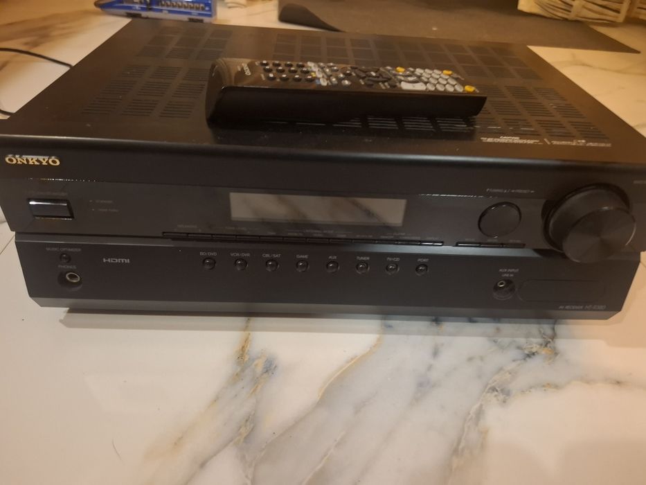 Onkyo HT-R380 Amplituner
