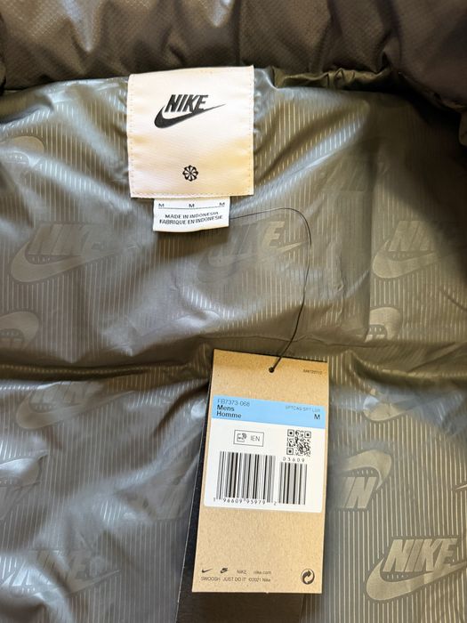 Жіноча жилетка Nike