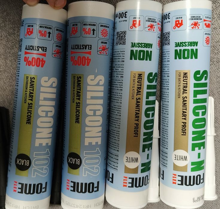 Silikon sanitarny FOME FLEX Silcone-N 300 ml – 2× biały, 2× czarny