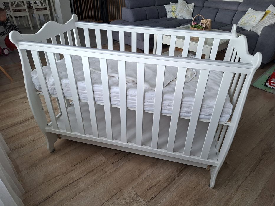 Łóżko, łóżeczko Hania 120x60 białe z szufladą materac