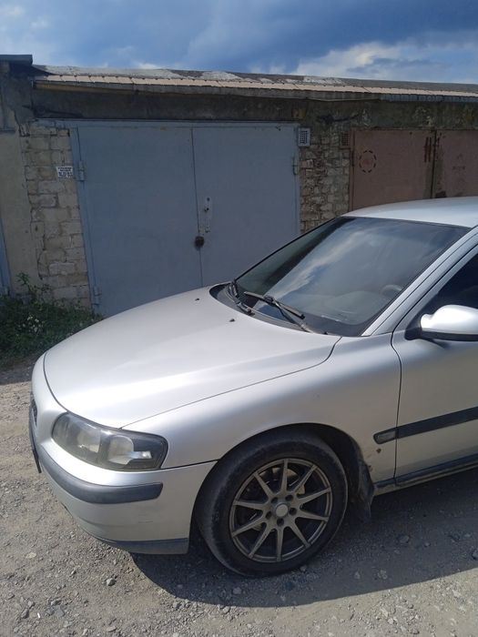 Вольво s60 2000 год  3000
