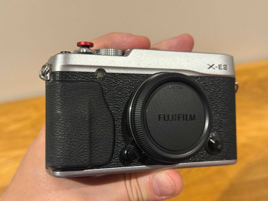 fujifilm xe2 - купить фототехнику, видеоаппаратуру - Цена на OLX.ua