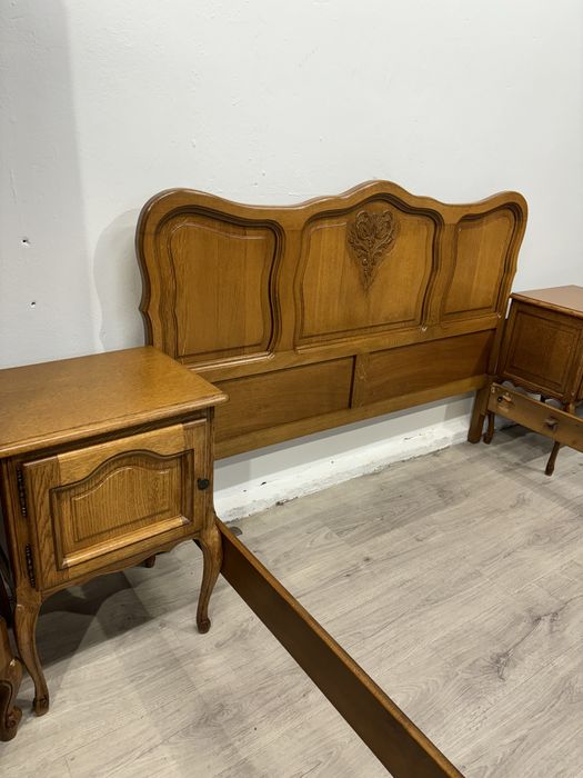 Wyjątkowy komplet mebli do sypialni w stylu ludwikowskim