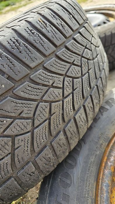Komplet kół felga stalowa Ford S-Max 215/60R16 zimówki 5x108