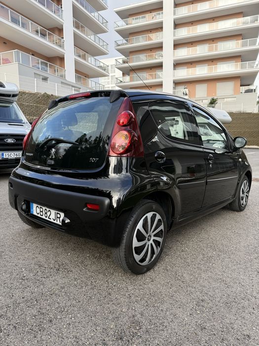 Peugeot 107 VVT-i • Multimedia • Motor Toyota • Muito Estimado • IPO/IUC 2027