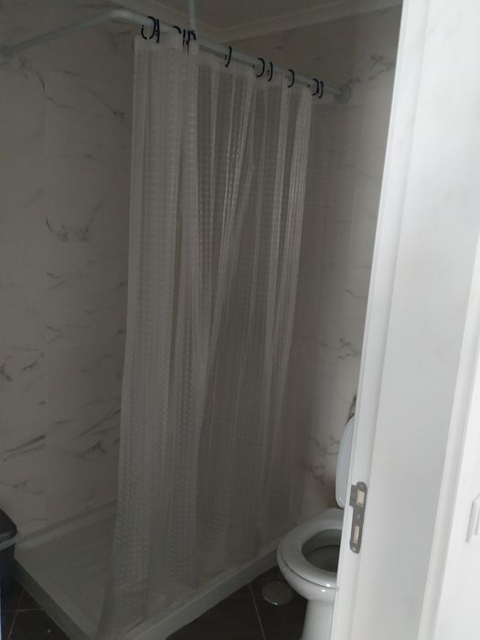 Arrenda-se espaço multiusos