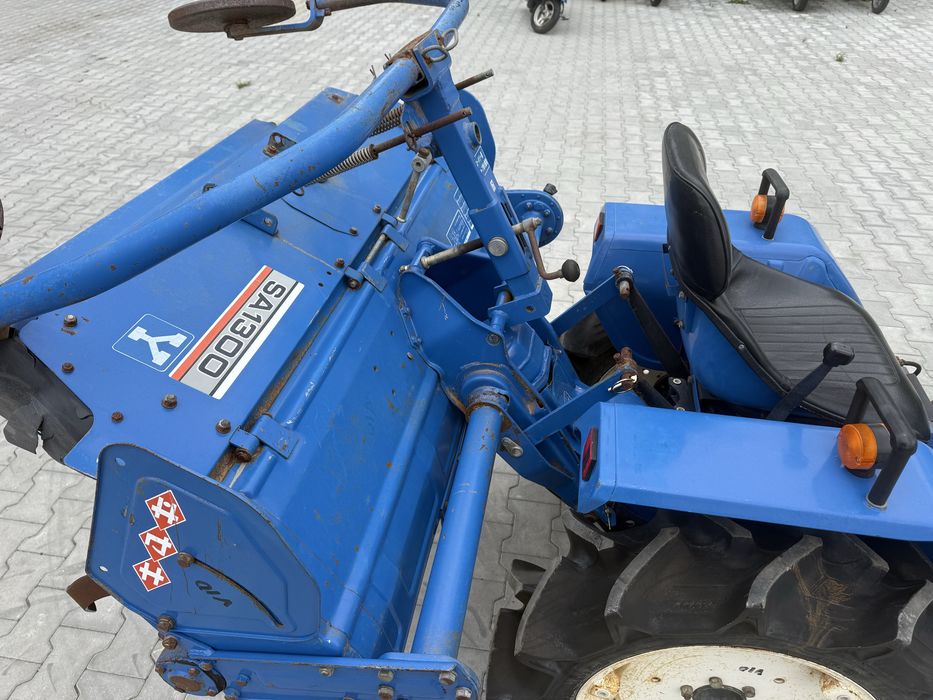 Японський трактор Iseki TU1600