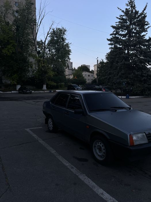 ВАЗ 21099.